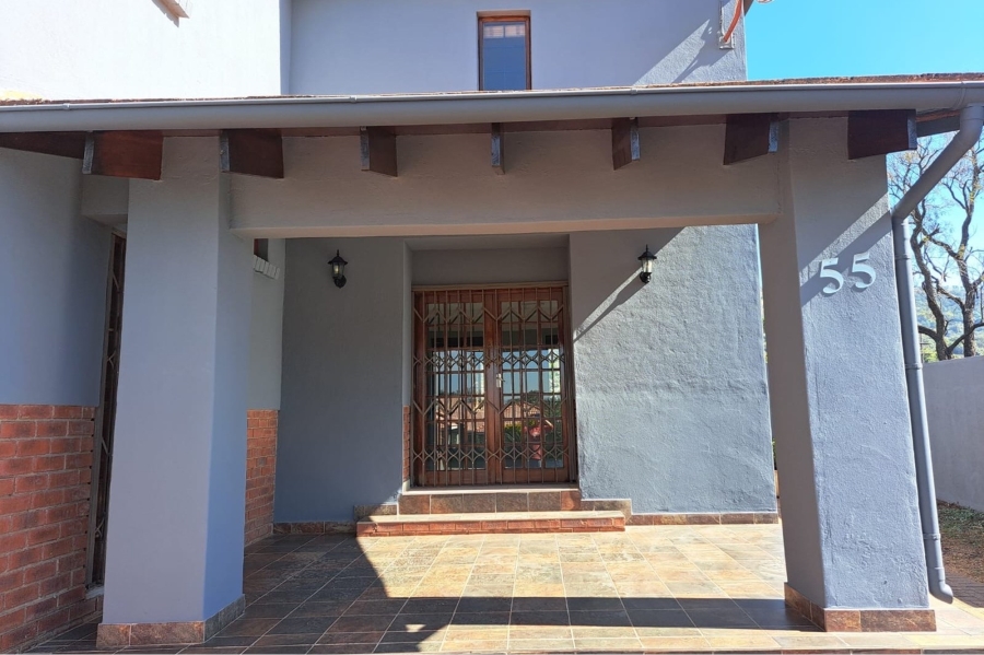 4 Bedroom Property for Sale in Buffelspoort Eco Estate North West